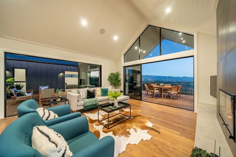 Photo of property in 229 Fairview Drive, Birchville, Upper Hutt, 5372