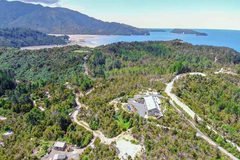 Photo of property in 12 Tokongawa Drive, Kaiteriteri, Motueka, 7197