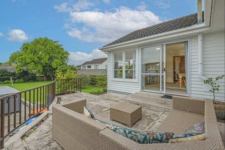 Photo of property in 35 Lincoln Terrace, Hokowhitu, Palmerston North, 4410