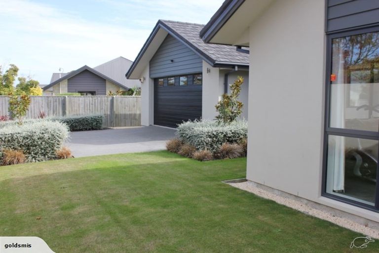 Photo of property in 2 Prebblewood Drive, Prebbleton, 7604