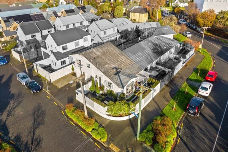 Photo of property in 33 Stoneyhurst Street, St Albans, Christchurch, 8014