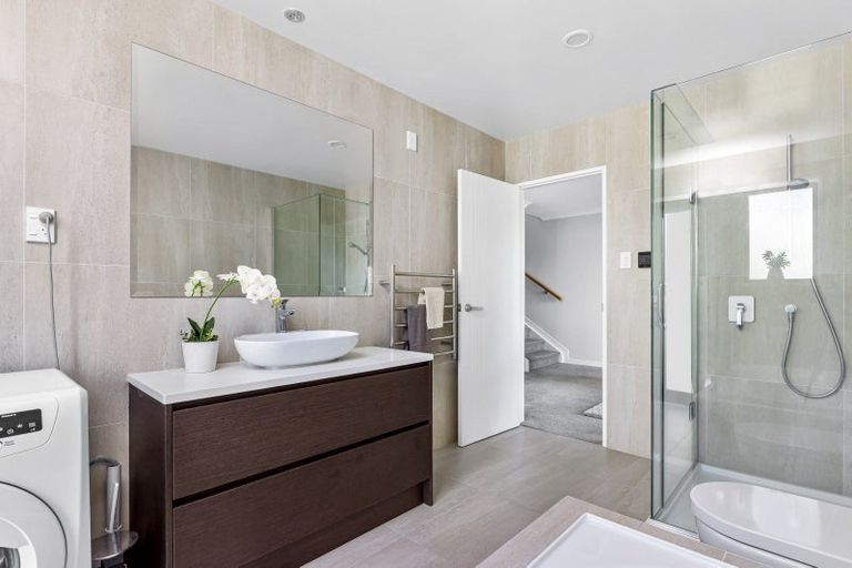 Photo of property in 3 Bella Vista Drive, Gulf Harbour, Whangaparaoa, 0930