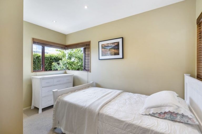 Photo of property in 65a Beresford Street, Bayswater, Auckland, 0622