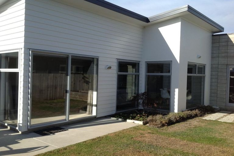 Photo of property in 44 Sherwin Avenue, Albert Town, Wanaka, 9305