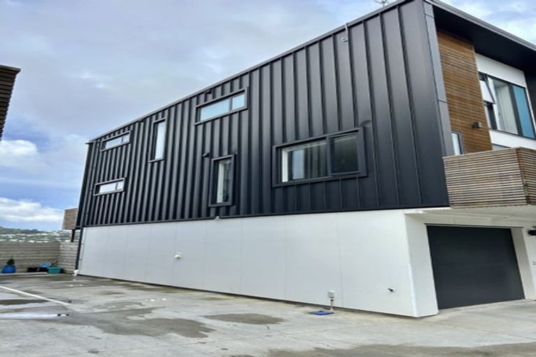 Photo of property in 24/104 Maupuia Road, Maupuia, Wellington, 6022