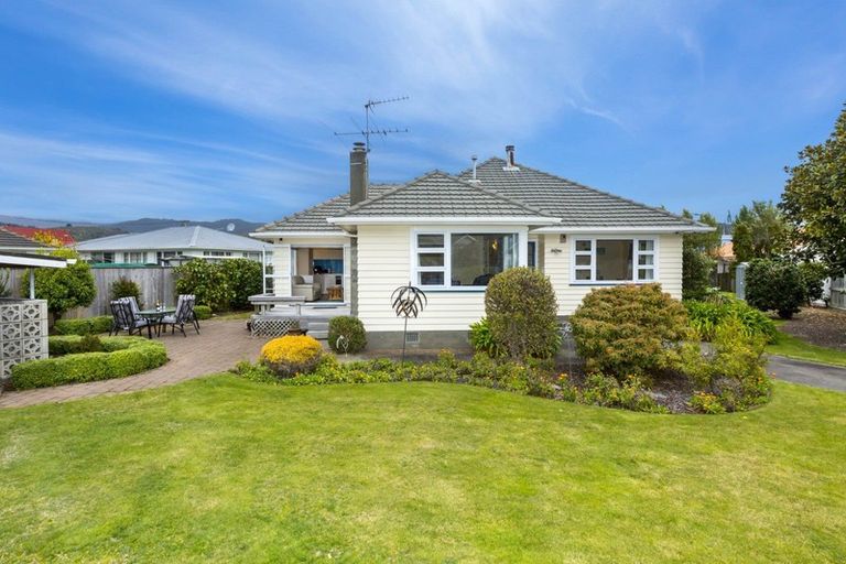 Photo of property in 7 Te Puni Grove, Elderslea, Upper Hutt, 5018