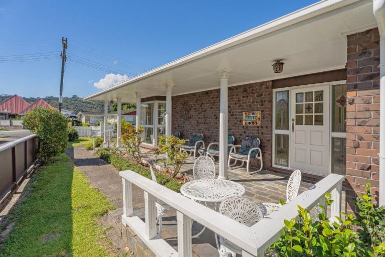 Photo of property in 9 Hamilton Crescent, Whitianga, 3510