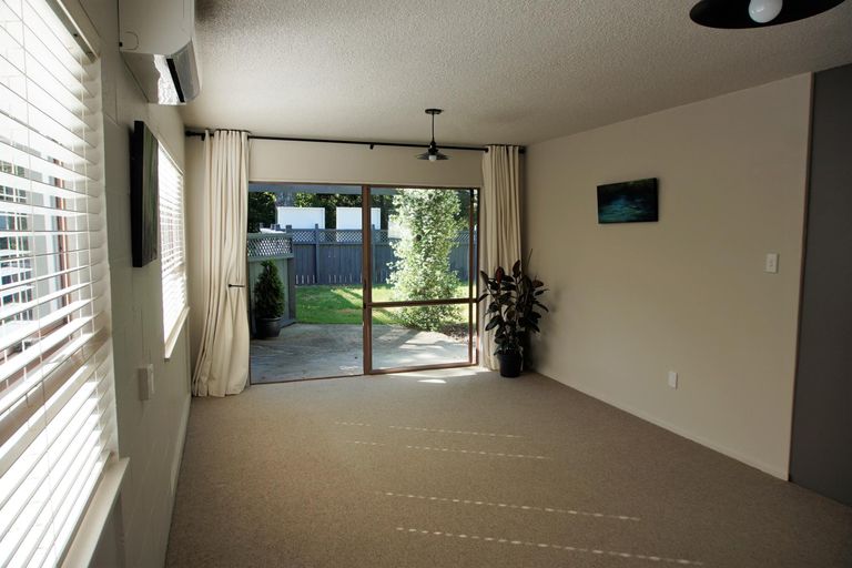 Photo of property in 1/14 Thornton Road, Cambridge, 3434