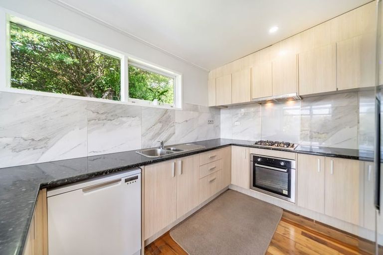 Photo of property in 12a Silverbirch Grove, Churton Park, Wellington, 6037