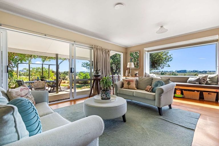 Photo of property in 225 Turkey Flat Road, Te Kopuru, 0391