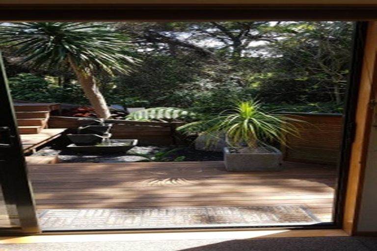 Photo of property in 1/29 John Court Street, Birkenhead, Auckland, 0626