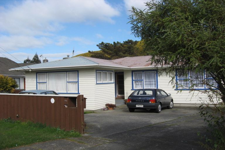 Photo of property in 94 Wood Street, Wainuiomata, Lower Hutt, 5014