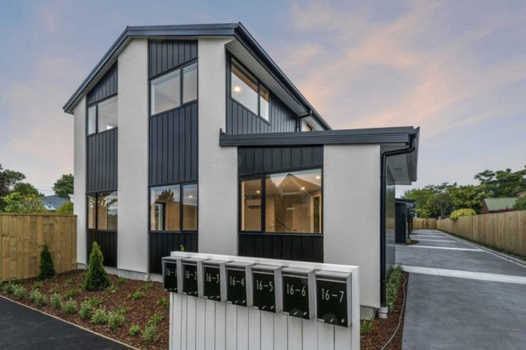 Photo of property in 3/16 Grants Road, Papanui, Christchurch, 8053