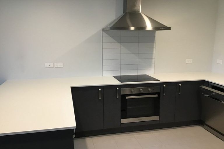 Photo of property in 8 Naeo Close, Papamoa Beach, Papamoa, 3118