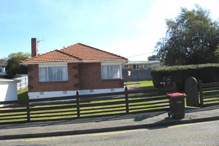 Photo of property in 16 Regent Street, West End, Timaru, 7910