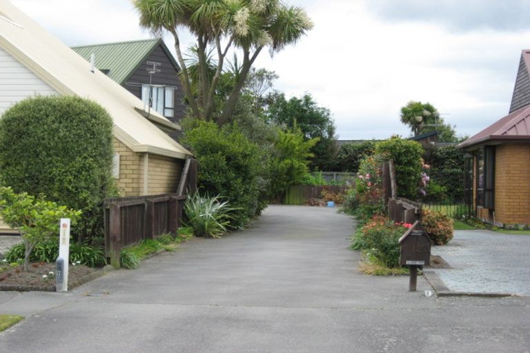 Photo of property in 12 O'connor Place, Burnside, Christchurch, 8053