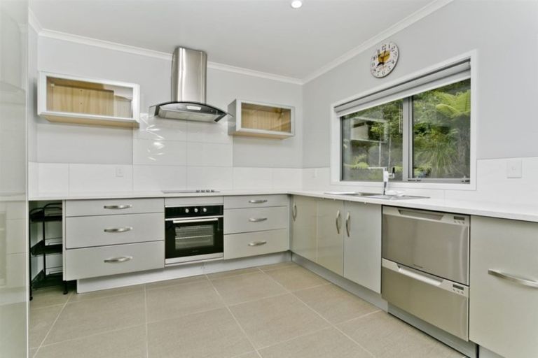 Photo of property in 16 Hobson Heights Road, Lucas Heights, Auckland, 0632