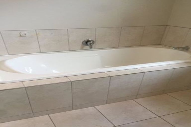 Photo of property in 65a Rodney Street, Howick, Auckland, 2014