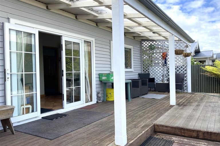 Photo of property in 48 Marlborough Street, Greymouth, 7805