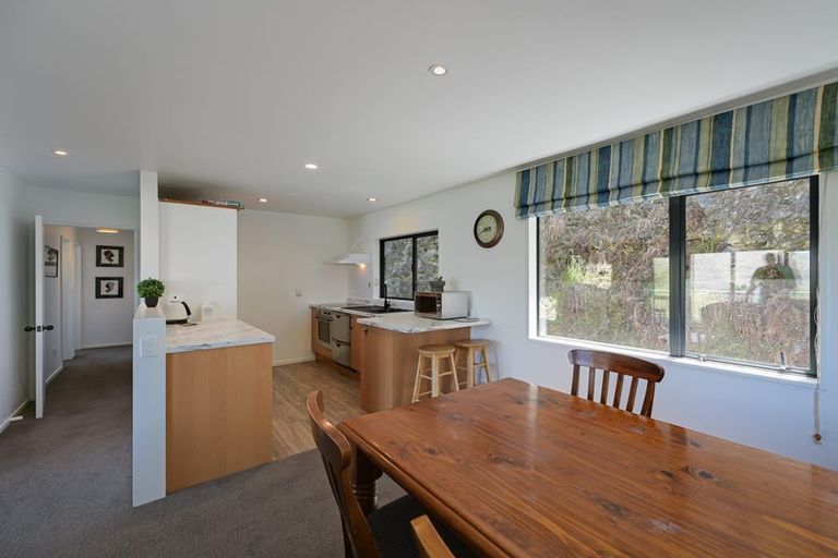 Photo of property in 30 Greenstone Place, Fernhill, Queenstown, 9300