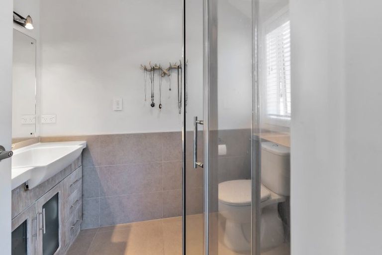 Photo of property in 1 Gibraltar Street, Howick, Auckland, 2014