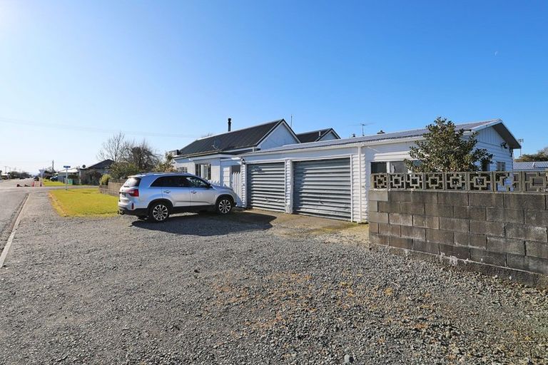 Photo of property in 33 Mary Street, Winton, 9720