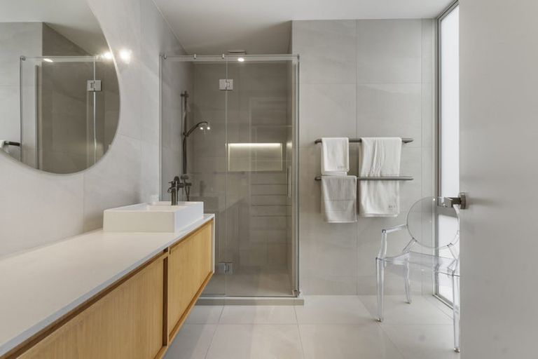 Photo of property in 20 Cameron Street, Takapuna, Auckland, 0622