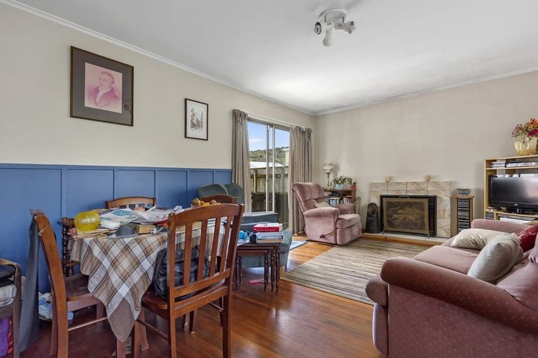 Photo of property in 49 Totara Park Road, Clouston Park, Upper Hutt, 5018