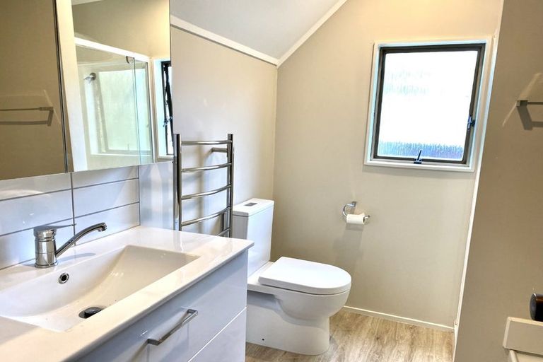 Photo of property in 1/27 Weetman Drive, Browns Bay, Auckland, 0630