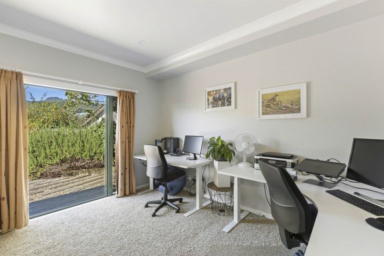 Photo of property in 128 Wairau Road, Oakura, 4314