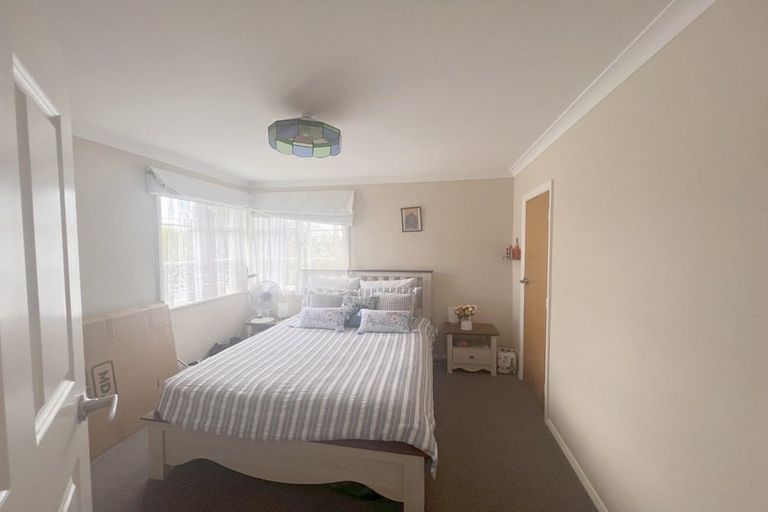Photo of property in 1 Prebble Grove, Naenae, Lower Hutt, 5011