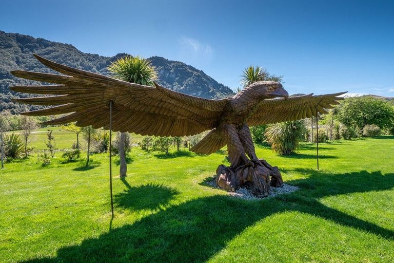 Photo of property in 46 Tui Drive, Mount Creighton, Queenstown, 9371