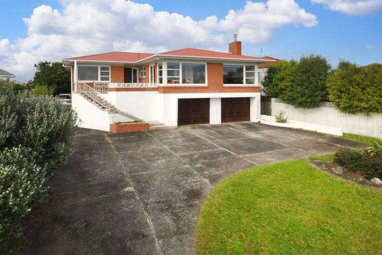 Photo of property in 28 Grassways Avenue, Pakuranga, Auckland, 2010