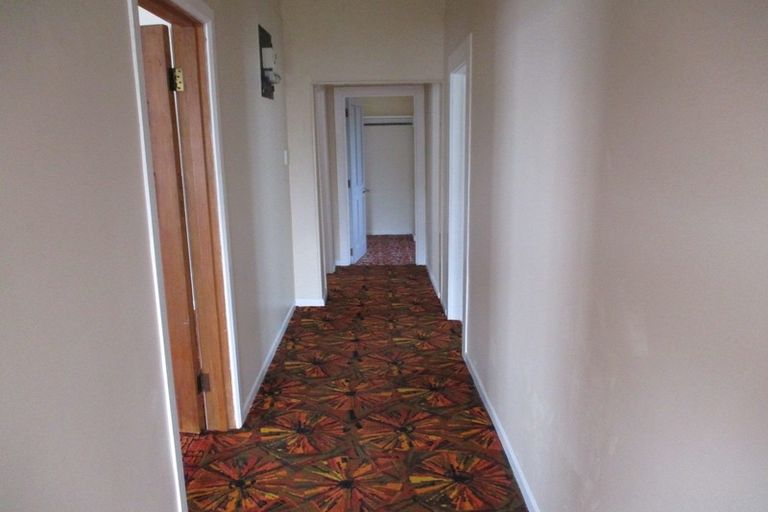 Photo of property in 6 Pirie Street, Palmerston North, 4410