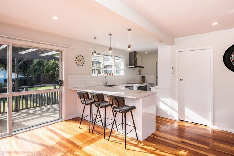 Photo of property in 5 Mamaku Street, Paraparaumu, 5032