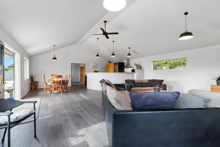 Photo of property in 233 Maungatawhiri Road, Raglan, 3295