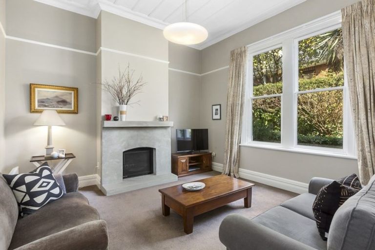 Photo of property in 14 Carnarvon Street, Belleknowes, Dunedin, 9011