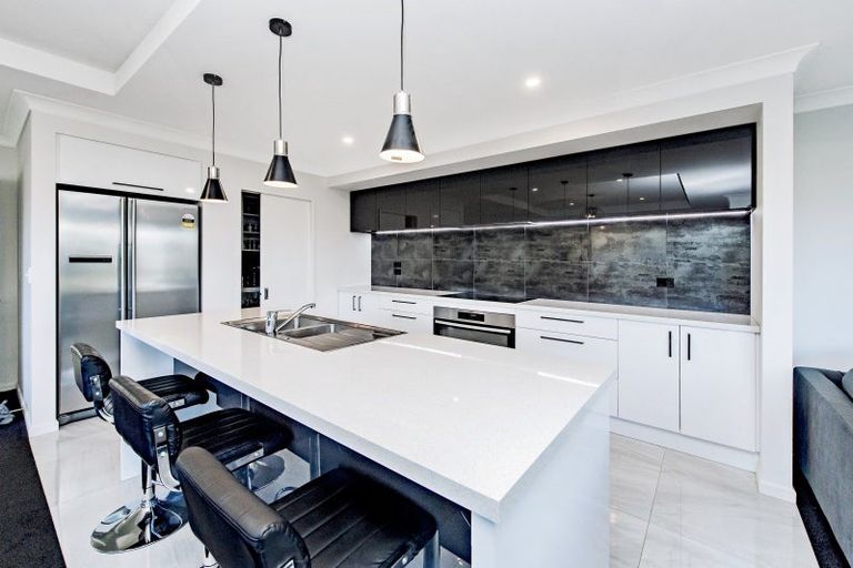 Photo of property in 10 Sandhurst Drive, Rolleston, 7615