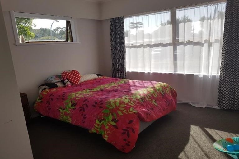 Photo of property in 10 Morrow Terrace, Pukekohe, 2120