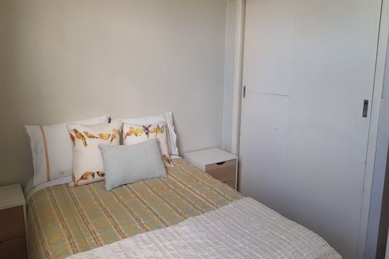 Photo of property in 111a Karori Road, Karori, Wellington, 6012