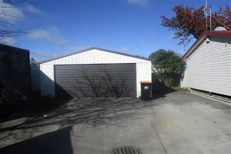 Photo of property in 120 Limbrick Street, Terrace End, Palmerston North, 4410
