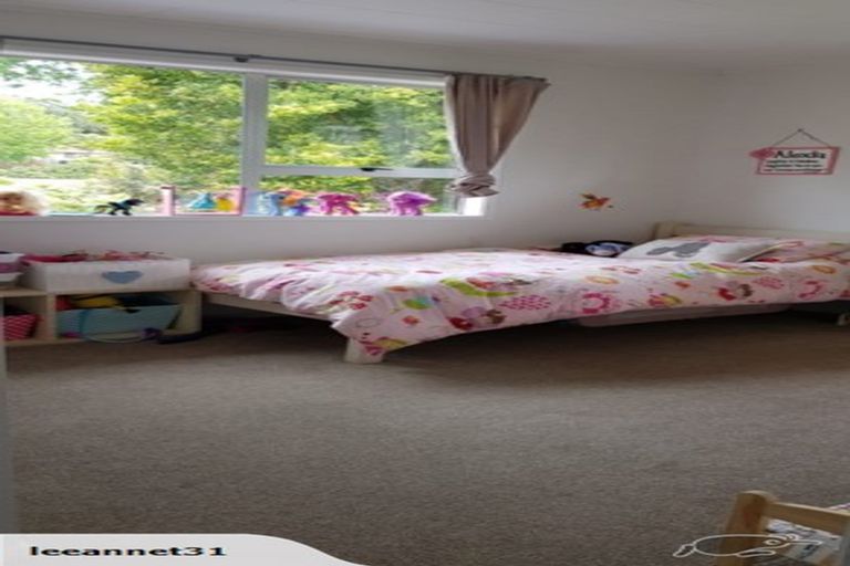 Photo of property in 15 Tallington Crescent, Torbay, Auckland, 0630