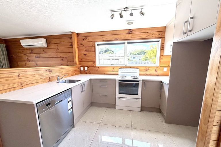 Photo of property in 97 Pakuranga Road, Pakuranga, Auckland, 2010