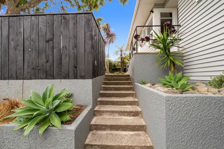 Photo of property in 17 Argyle Avenue, Levin, 5510