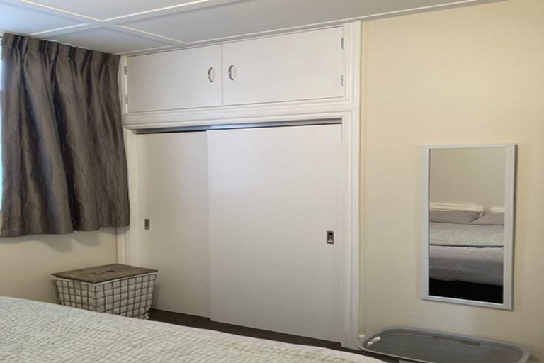 Photo of property in 74 Wright Street, Mount Cook, Wellington, 6021