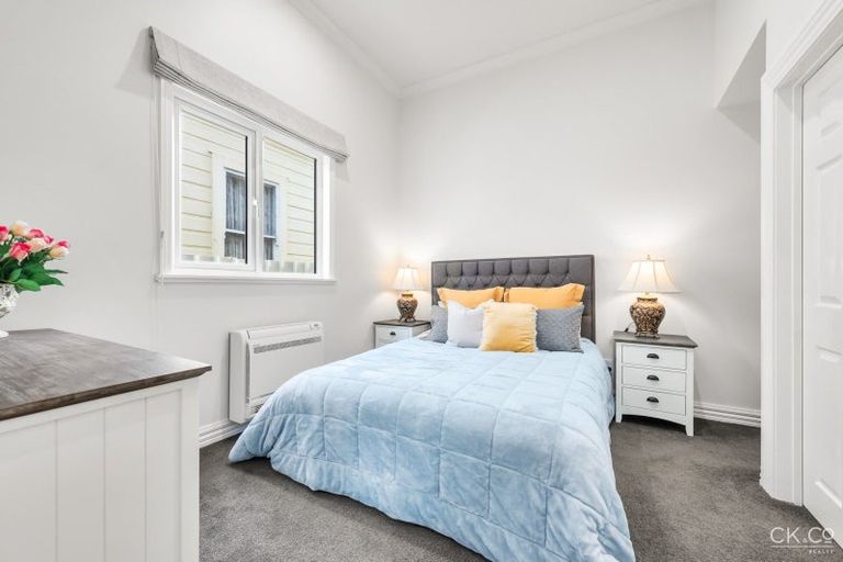 Photo of property in 82 Knights Road, Hutt Central, Lower Hutt, 5010