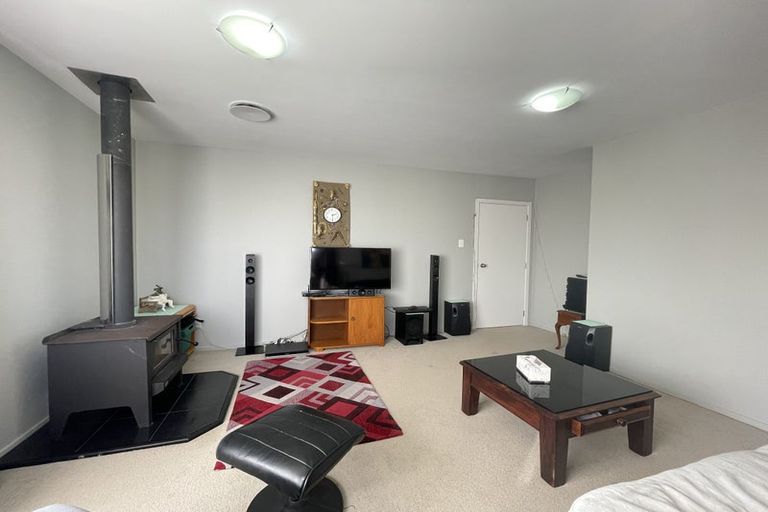 Photo of property in 11 Mattingley Street, Aranui, Christchurch, 8061