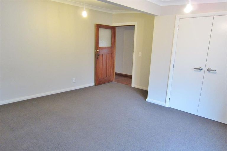 Photo of property in 84 Amohia Street, Paraparaumu, 5032