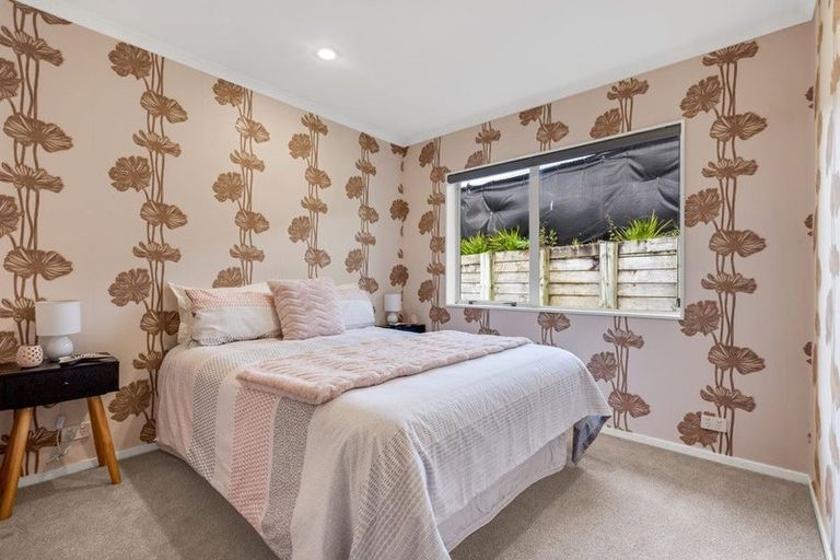 Photo of property in 27 Richfield Crescent, Westgate, Auckland, 0614