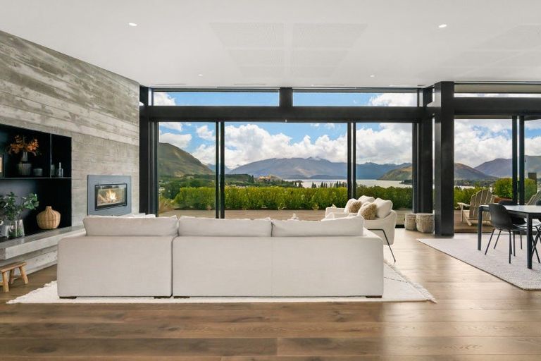 Photo of property in 11 Ruby Ridge, Wanaka, 9305